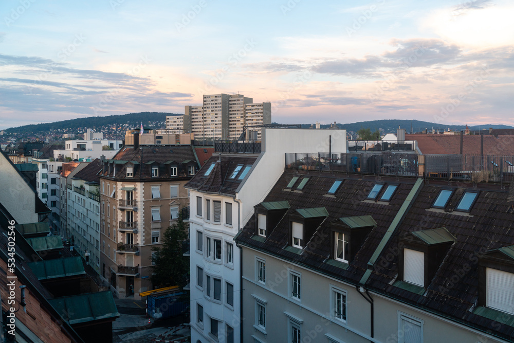 Auf den Dächern von Zürich Ausblick über die Stadt