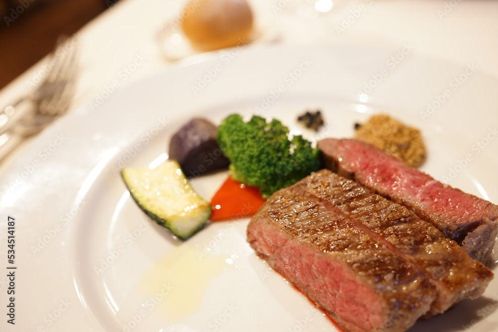Wagyu Beef Steak - ステーキ 和牛 Wagyu Beef Steak - ステーキ 和牛