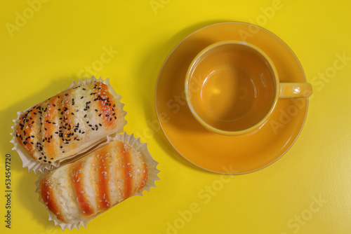 Tasa y cake