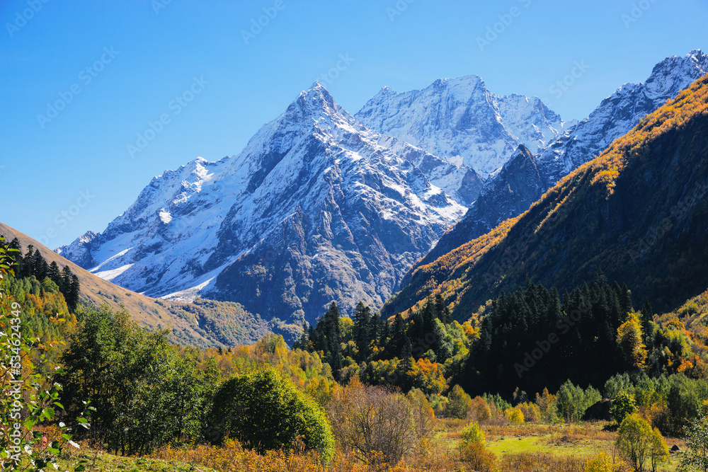 Fototapeta premium autumn in the mountains