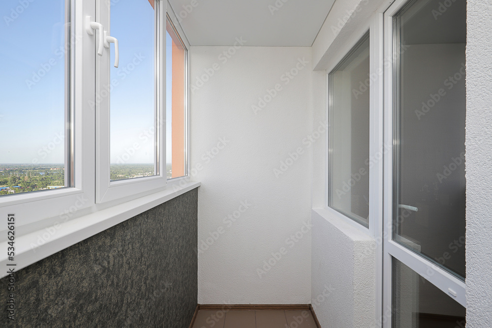 Fototapeta premium White plastic windows inside the apartment