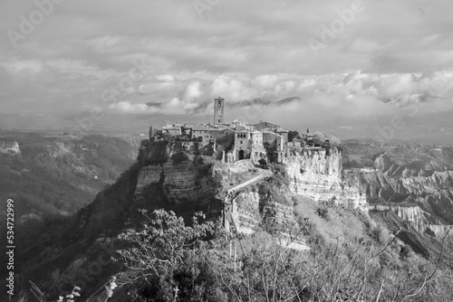 Fotografi The famous Civita di Bagnoregio