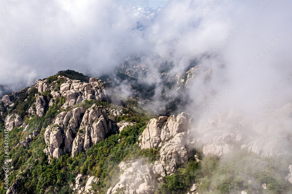 The beautiful natural scenery of Laoshan Mountain in Qingdao The beautiful natural scenery of Laoshan Mountain in Qingdao