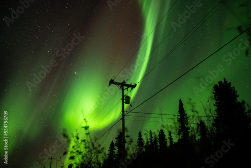 aurora over the river - Cleary summit (Alaska) © Sizhu