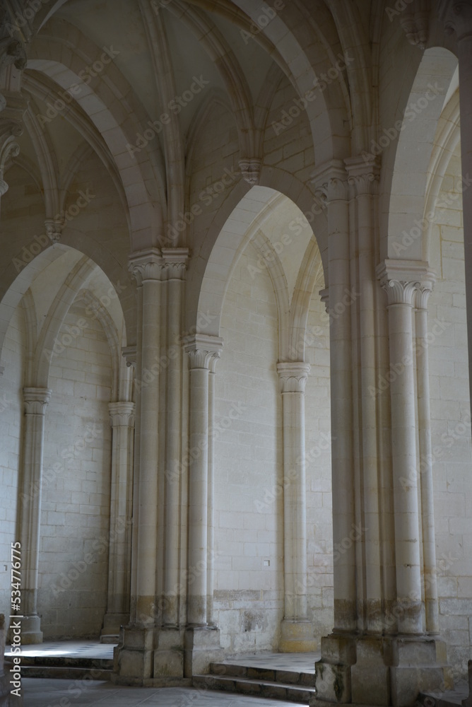 Chapelles de l'abbaye de Pontigny en Bourgogne. France