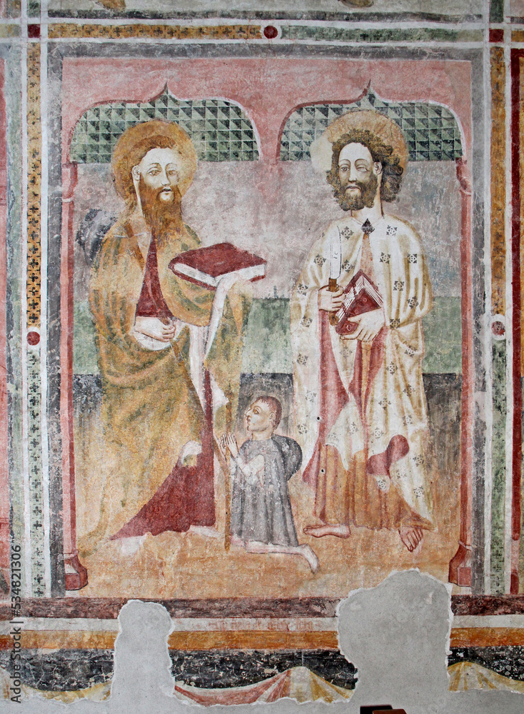 San Giacomo Maggiore e San Bartolomeo.  Affresco nella chiesetta dei Santi Ippolito e Cassiano a Castel Tesino (Trentino)