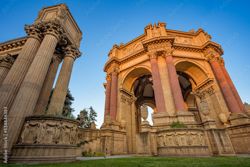 Panorama view of The Palace of Fine Arts Museum in San Francisco