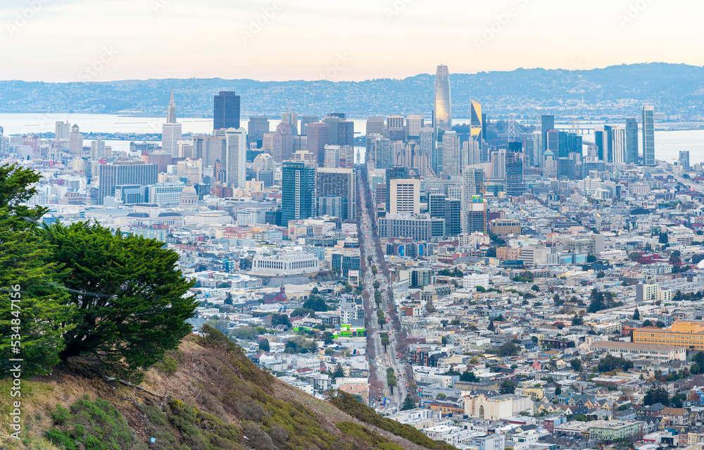 Epic view of San Francisco downtown from Twin Peaks