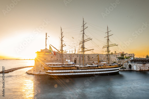 Papier peint The Italian Navy Historical Ship Called Amerigo Vespucci Moored in front of the