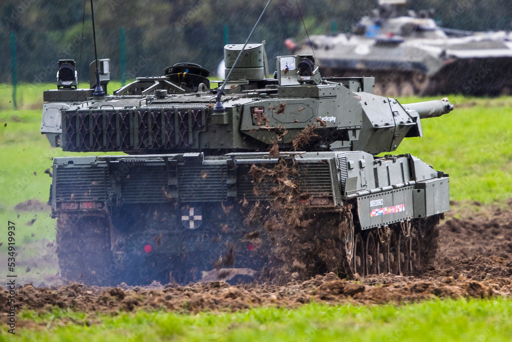 Fototapeta premium Ostrava Czech Republic 2022-09-15 Leopard 2A7 tank with Trophy APS