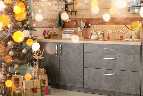 Beautifully decorated kitch...