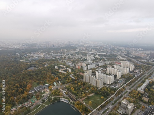 Obraz na płótnie Panorama of the city of Moscow, from a bird's-eye view, clear day w salonie