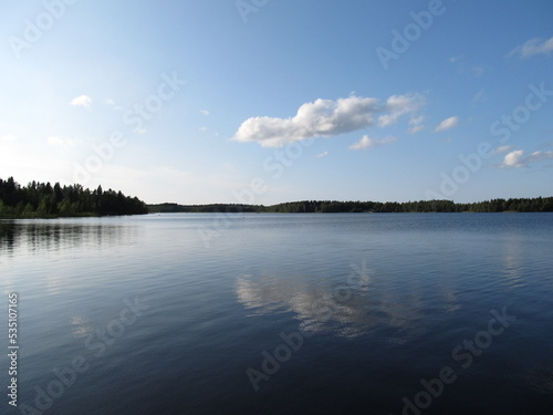 Naturschutzgebiet in Finnland, Kiefernwald und See