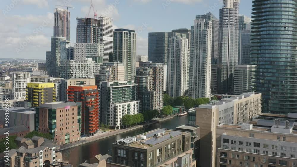 London Canary Wharf Neighborhood Residential Area with Buildings and Hotels London Canary Wharf Neighborhood Residential Area with Buildings and Hotels