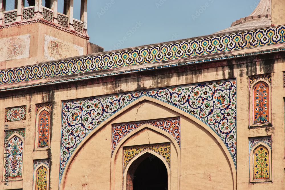 Fototapeta Wazir Khan Mosque in Lahore, Punjab province, Pakistan