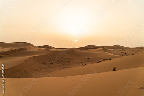 サハラ砂漠の夕日