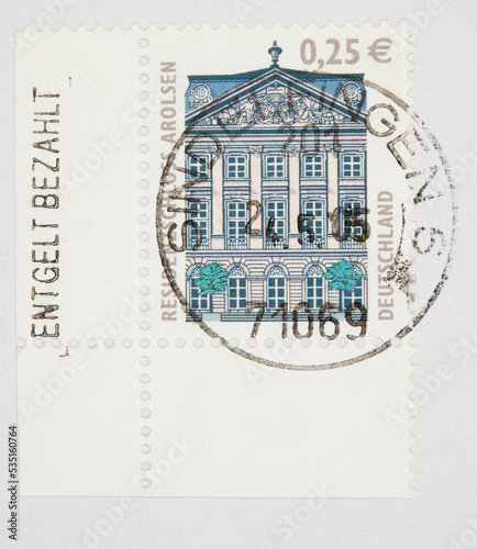 briefmarke stamp used gestempelt used frankiert cancel papier paper post haus house entgeld bezahlt sindelfingen 2005 residenzschloss arolsen