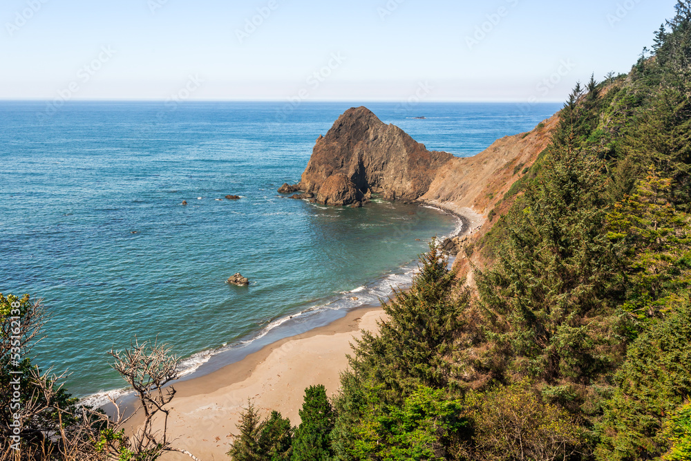 Fototapeta premium Beautiful place on the Pacific coast, taken from a height. Oregon, USA