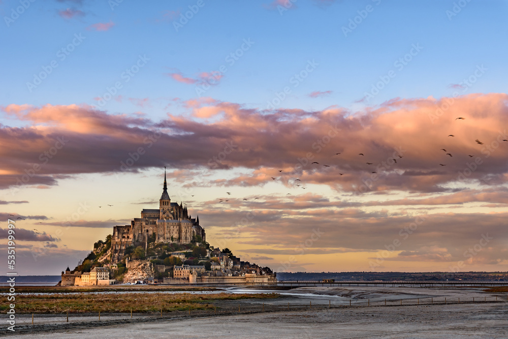 Obraz premium Le Mont-Saint-Michel Normandie