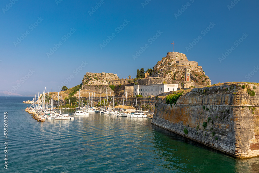 Mandraki Hafen vor der Alten Festung, Kerkyra, Korfu