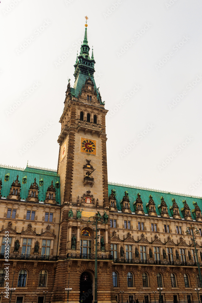Fototapeta premium Hamburg city hall or Rathaus in Hamburg, Germany