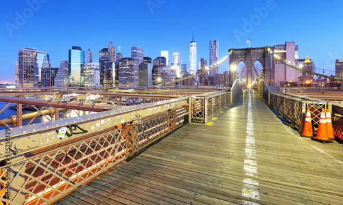 New York, Brooklyn bridge at nigth, USA