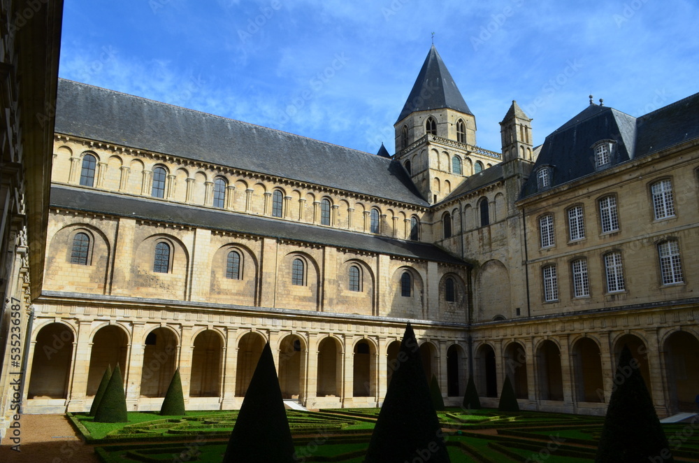 Abbaye aux Hommes à Caen (Calvados - Normandie - France)
