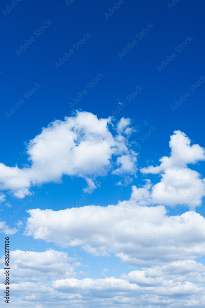 Fototapeta premium Blue sky with white cloud closeup