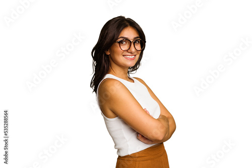 фотографія Young Indian woman isolated on green chroma background happy, smiling and cheerful