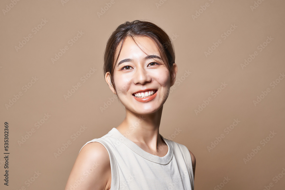 健康的な若い女性 健康的な若い女性