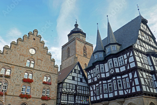 historisches Rathaus, Weinhaus und Walpurgiskirche in Alsfeld photo