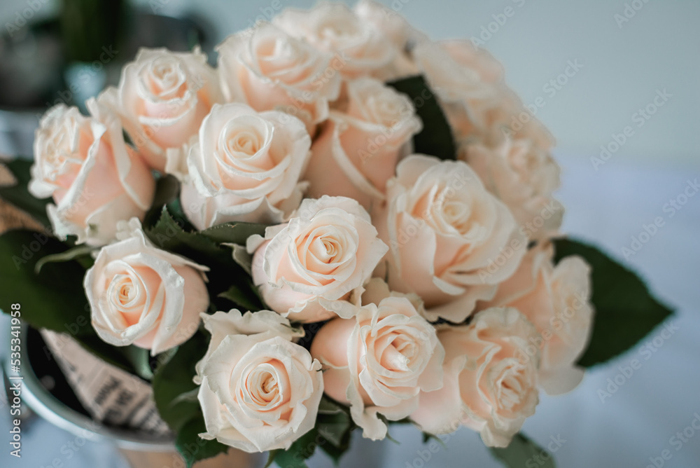 Obraz premium Beautiful pink rose bouquet bunch
