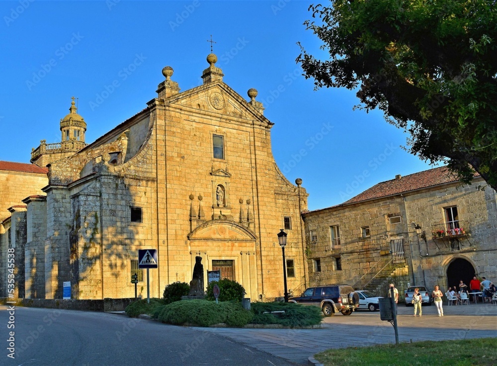 Iglesia y monasterio de Montederramo en Ourense, Galicia