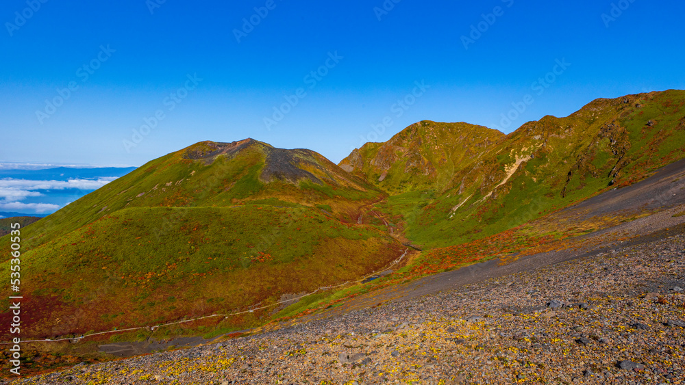 秋田駒ヶ岳 大焼砂からの紅葉 絶景 秋 秋田駒ヶ岳 大焼砂からの紅葉 絶景 秋