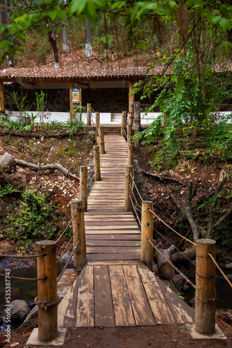 parque ecologico velo de novia  en valle de bravo  mexico