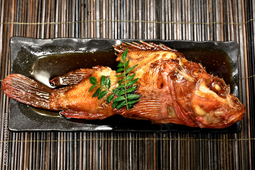 美味しそうなカサゴの煮魚