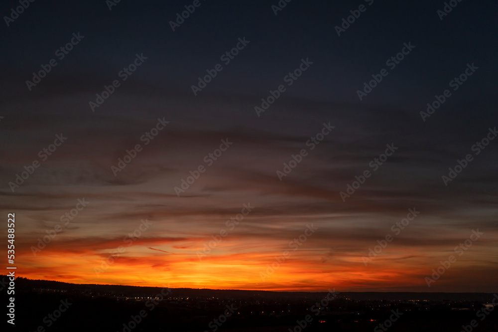 Coucher de soleil sur la ville Coucher de soleil sur la ville
