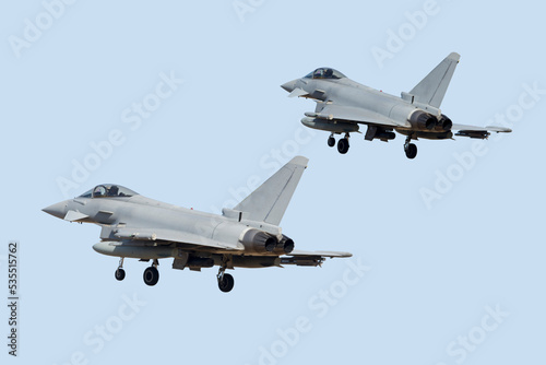 Aviones de combate aterrizando Eurofighter