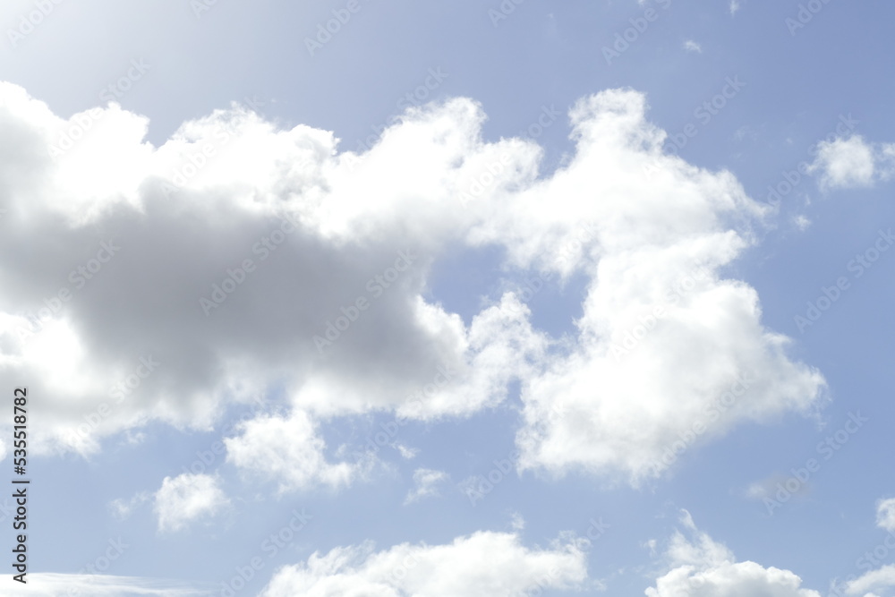 Weisse Quellwolken, Blauer Himmel, Deutschland Weisse Quellwolken, Blauer Himmel, Deutschland