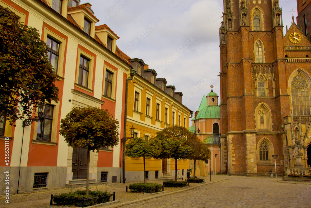 Fototapeta premium Colorful old town square in wroclaw, poland 