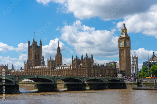 houses of parliament city