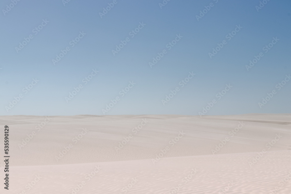 white sand / lençois maranhenses