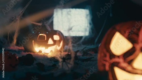 Flashing halloween pumpkins and bad tv analog ghost in the night room