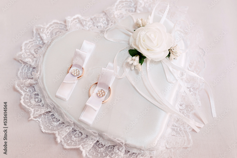 Gold wedding rings. Wedding day, attributes, accessories Gold wedding rings. Wedding day, attributes, accessories