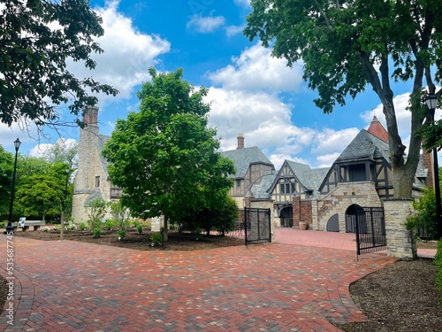 Ewing Manor photo