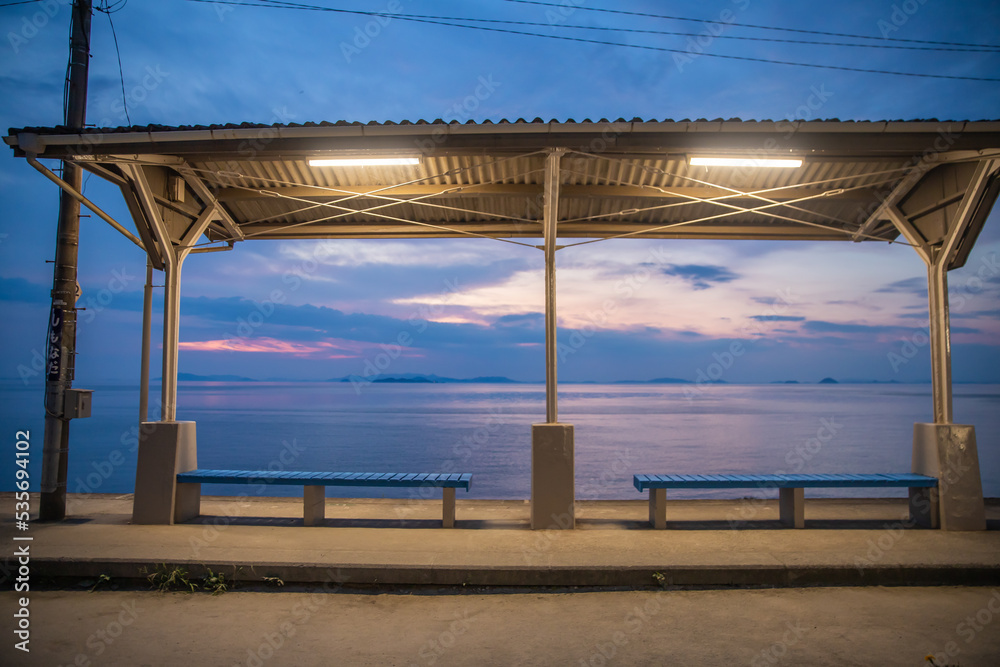 愛媛県　下灘駅の風景
