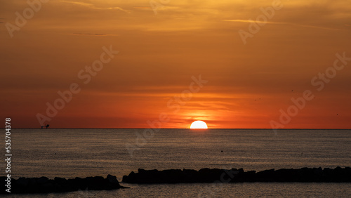 Sonnenaugang am Meer