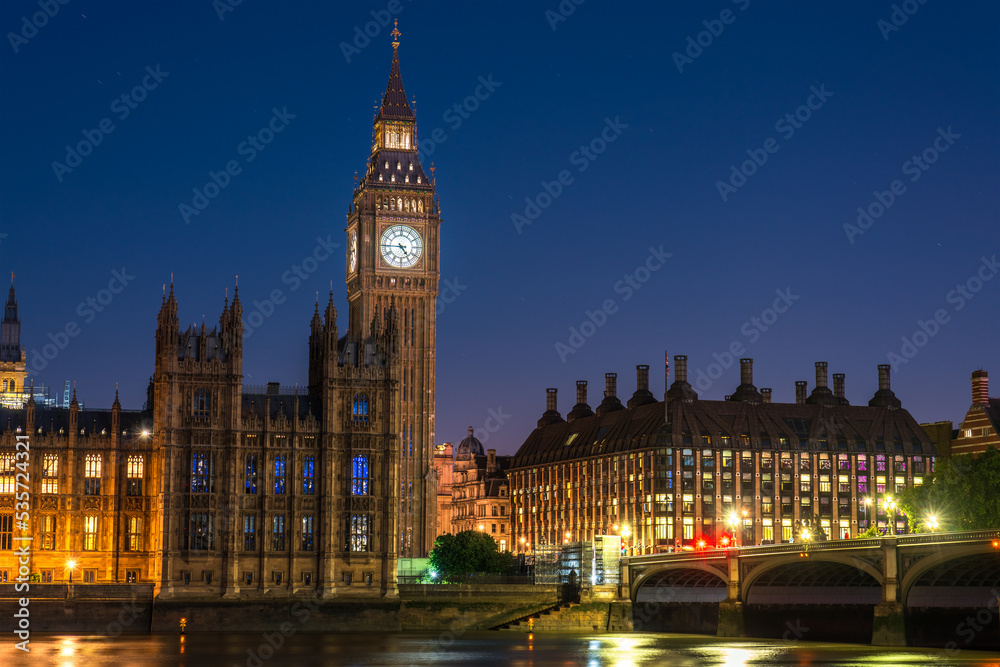 Fototapeta premium Big Ben at night in London. England