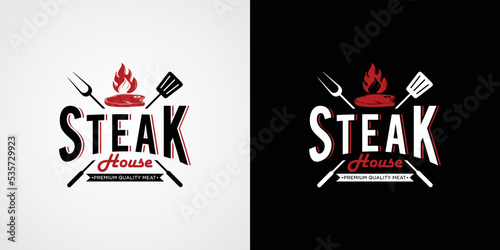 vintage steak house logo. retro style grill restaurant emblem. vector illustration