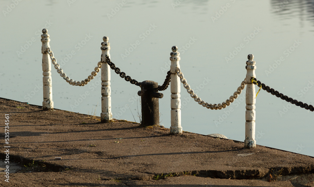 Obraz premium bridge over the river